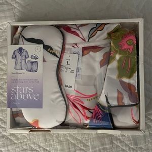 NIB Women’s Sz Lg Stars 3pc Satin PJ Set